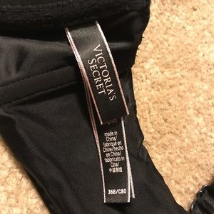 Victoria’s Secret push up bra never worn
